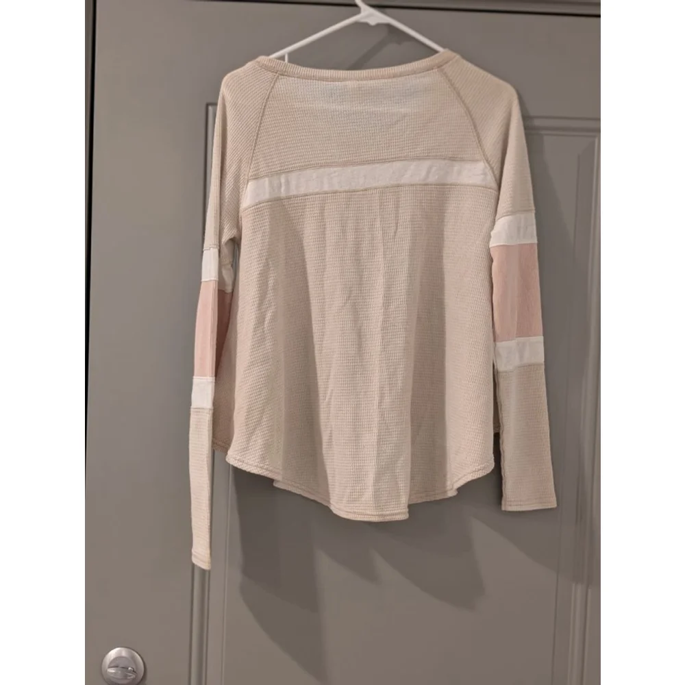 Women's We The Free Beige Long Sleeve Top Size XS - Picture 3 of 8